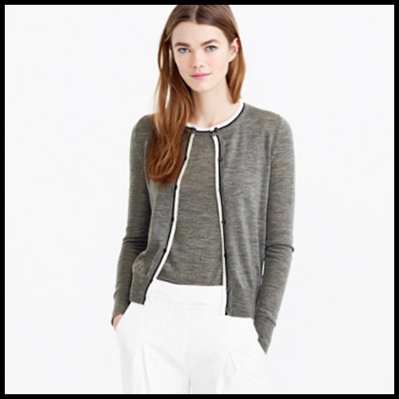 J.Crew Classic Cardigan Sweater in Grey/Ivory/Navy. Size XL. - Picture 3 of 3